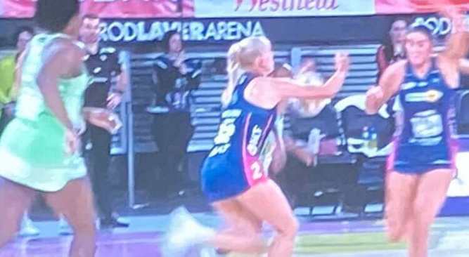 Super Netball Final 3