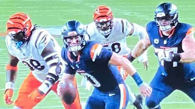 NFL Monday Night Football September 2025 4